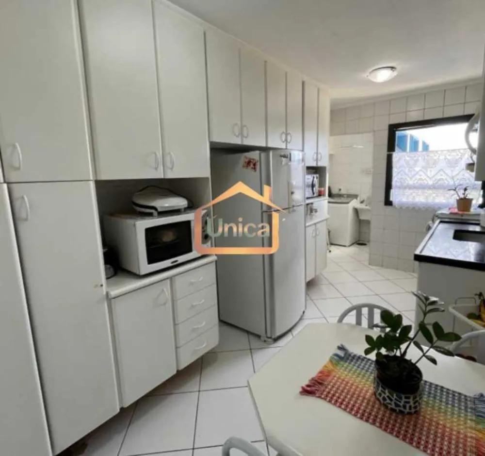 Apartamento, 3 quartos, 100 m² - Foto 2