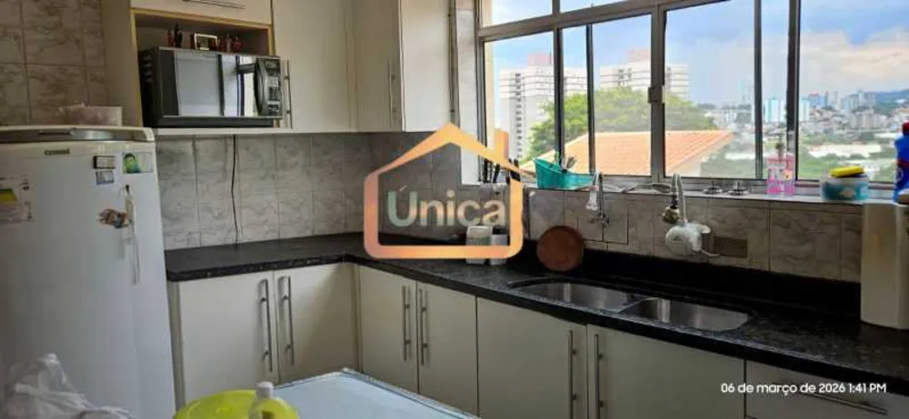 Casa, 4 quartos, 235 m² - Foto 4