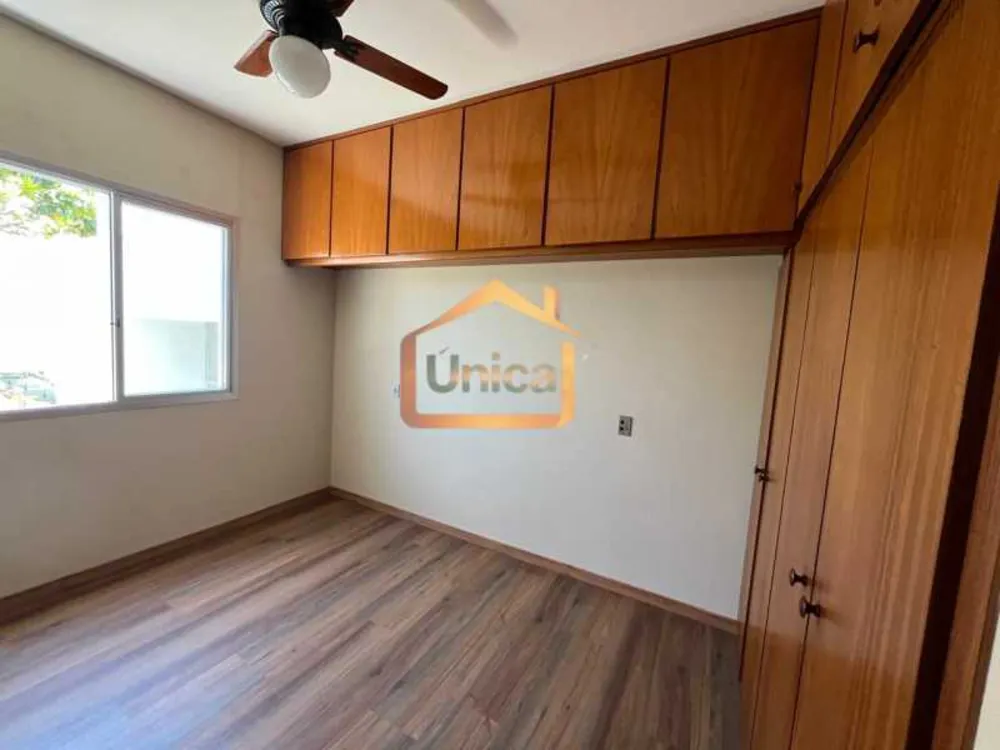 Casa, 3 quartos, 238 m² - Foto 3