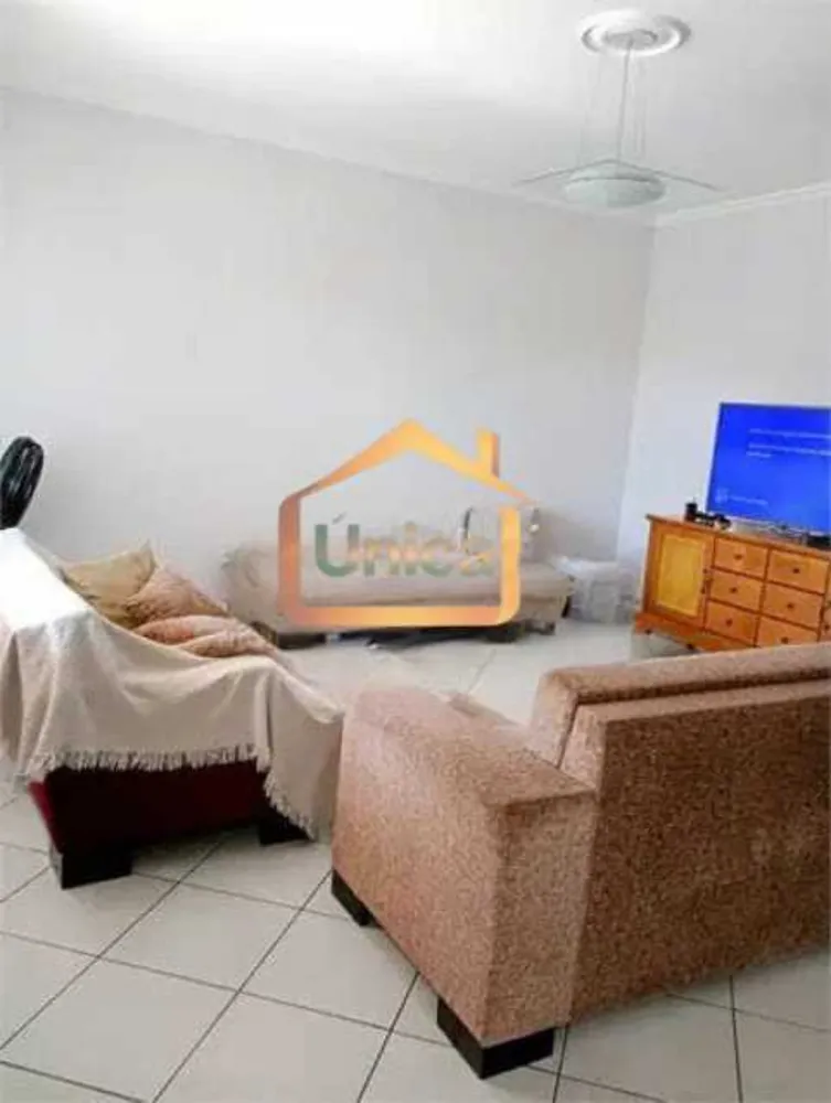 Casa, 2 quartos, 199 m² - Foto 1