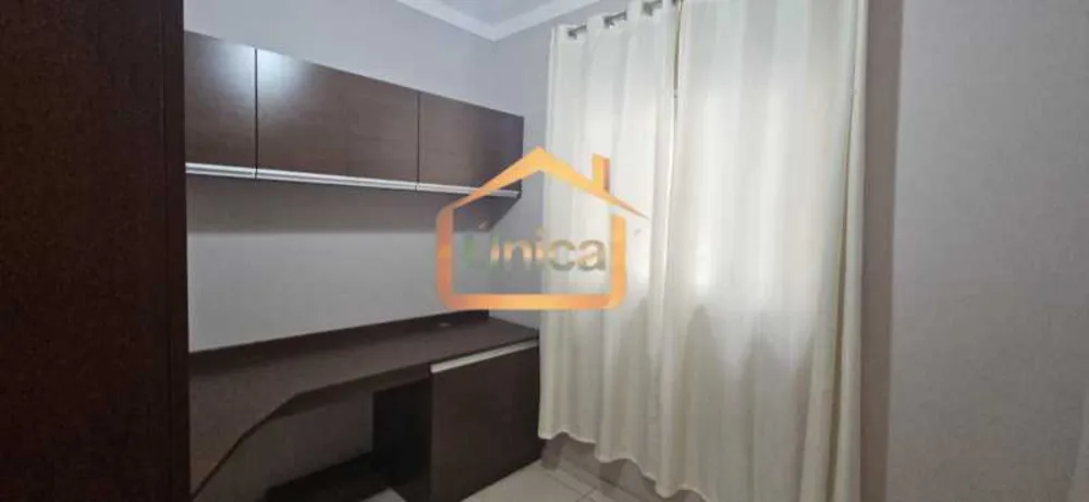 Casa, 4 quartos, 174 m² - Foto 2