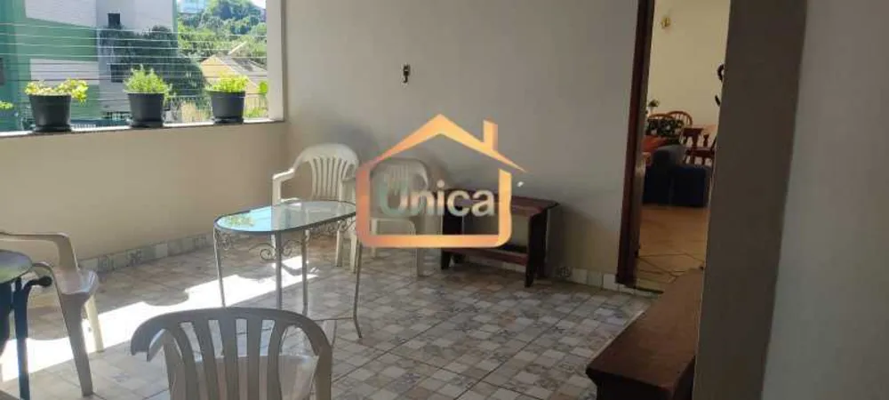 Casa, 4 quartos, 303 m² - Foto 4