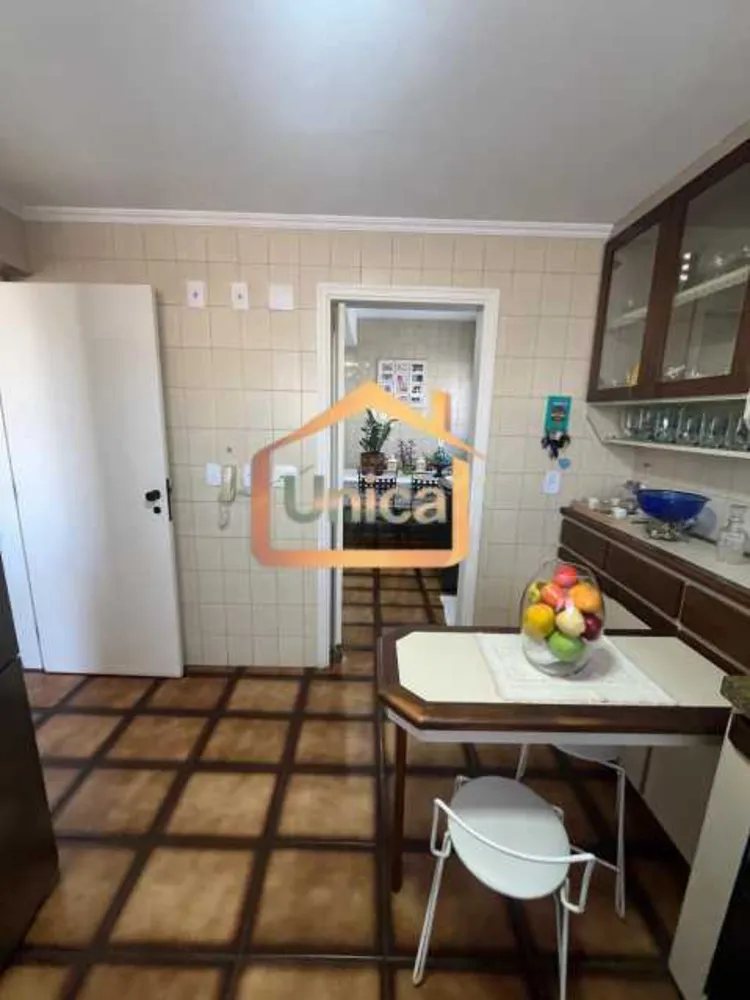 Apartamento, 3 quartos, 170 m² - Foto 1