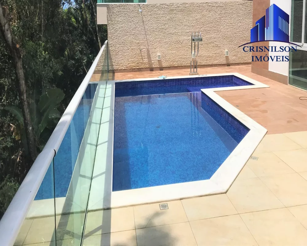 Casa de Condomínio à venda com 4 quartos, 450m² - Foto 2