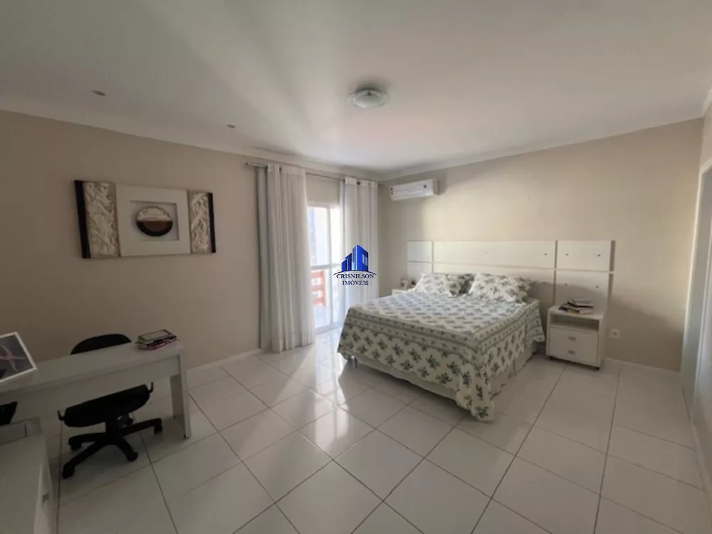 Casa à venda com 7 quartos, 370m² - Foto 17