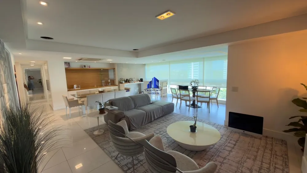 Apartamento, 3 quartos, 140 m² - Foto 1