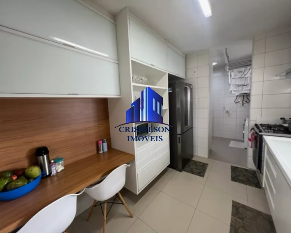 Apartamento à venda com 4 quartos, 195m² - Foto 9