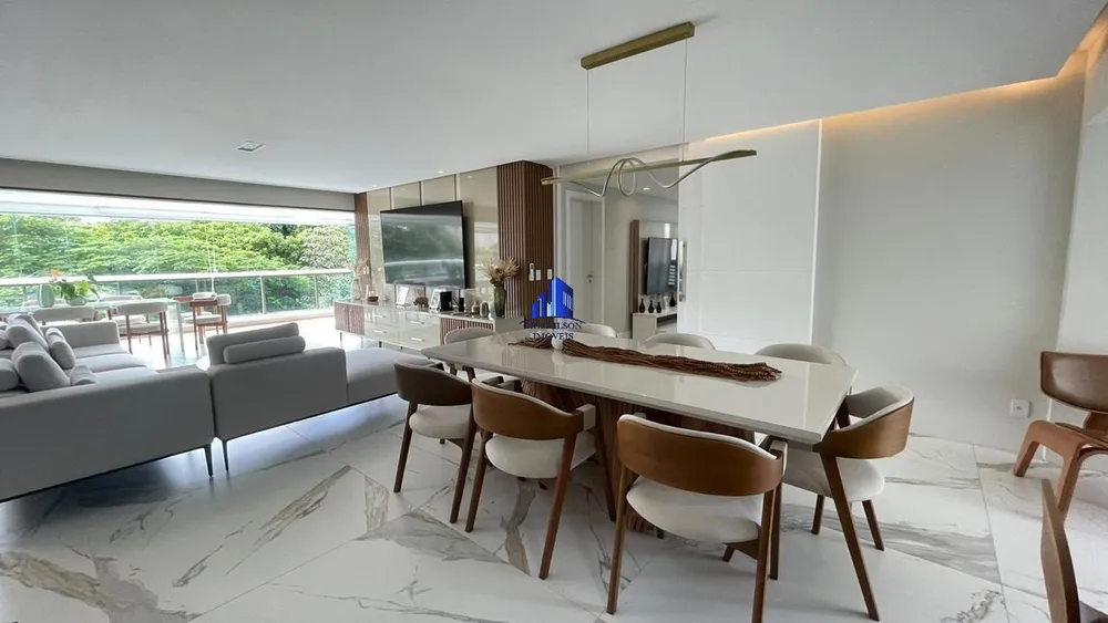 Apartamento, 4 quartos, 243 m² - Foto 2