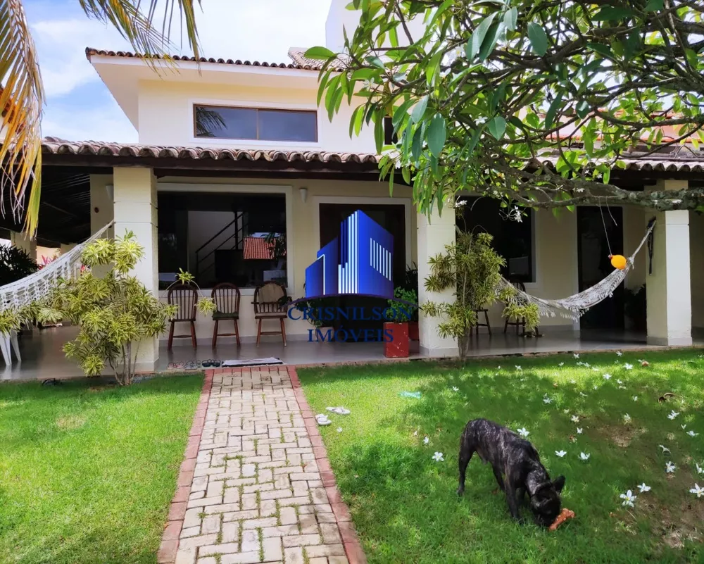 Casa de Condomínio à venda com 4 quartos, 300m² - Foto 1