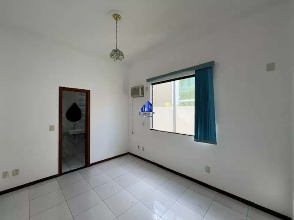 Casa de Condomínio à venda com 3 quartos, 198m² - Foto 8