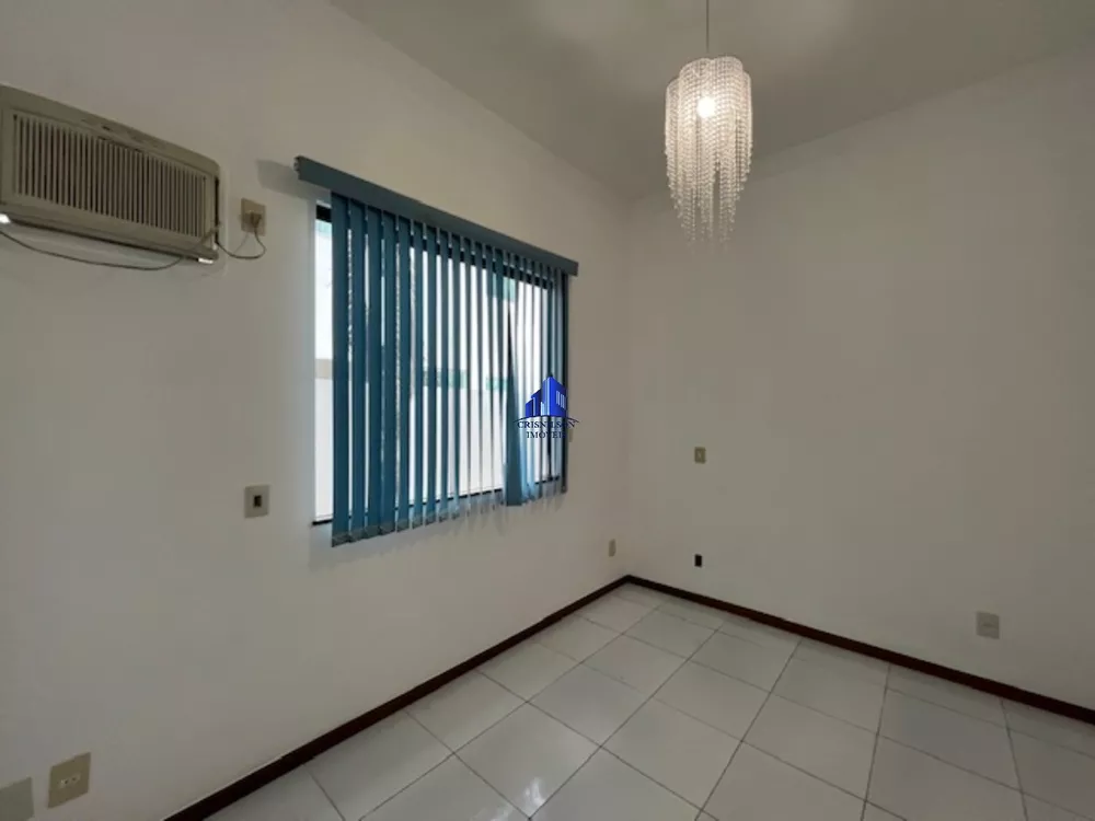 Casa de Condomínio à venda com 3 quartos, 198m² - Foto 16