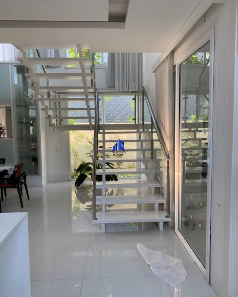 Casa de Condomínio à venda com 4 quartos, 300m² - Foto 16