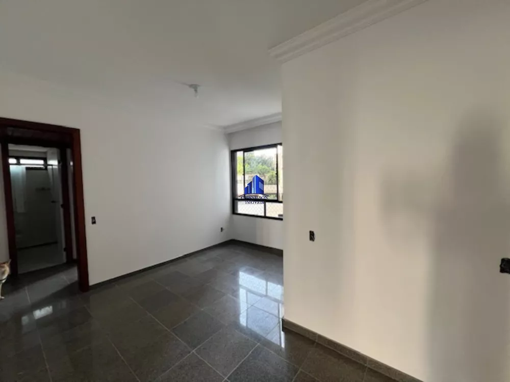 Apartamento à venda com 3 quartos, 98m² - Foto 3