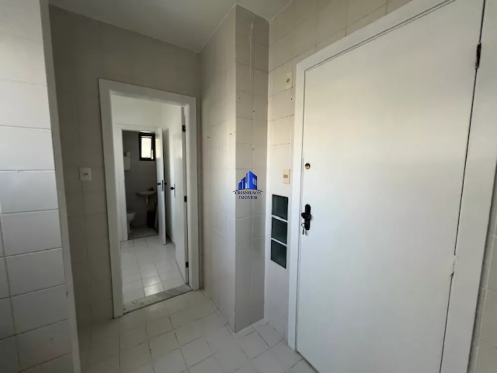 Apartamento à venda com 3 quartos, 98m² - Foto 9