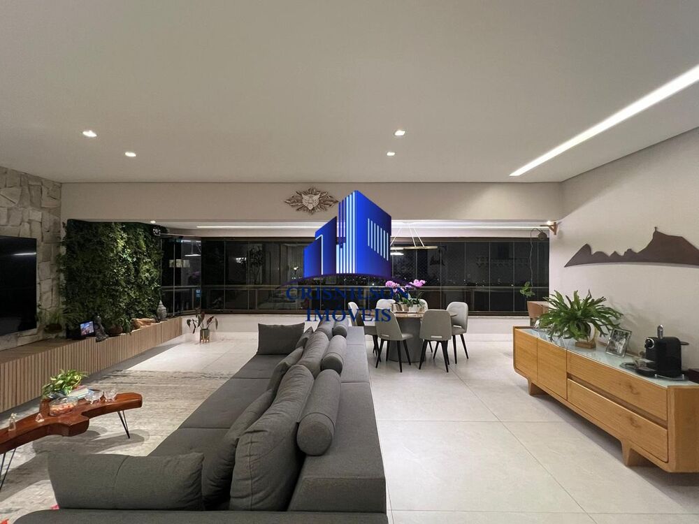 Apartamento, 4 quartos, 225 m² - Foto 1