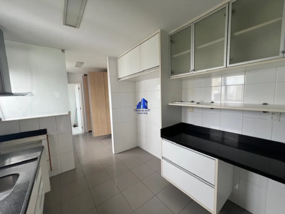 Cobertura, 3 quartos, 220 m² - Foto 1