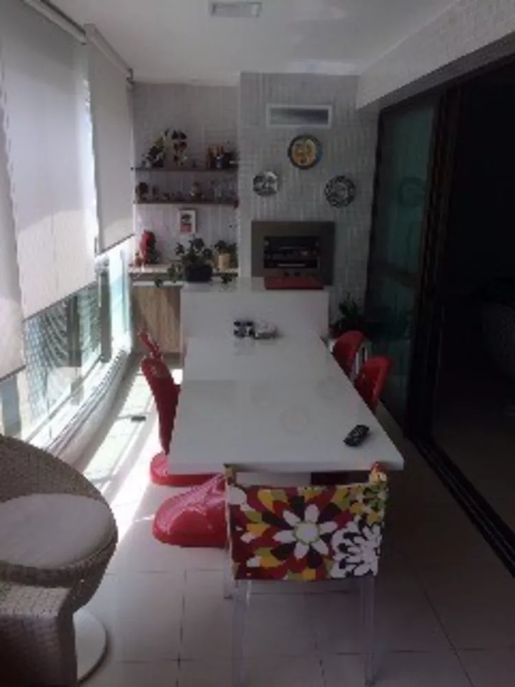 Apartamento à venda com 4 quartos, 142m² - Foto 3