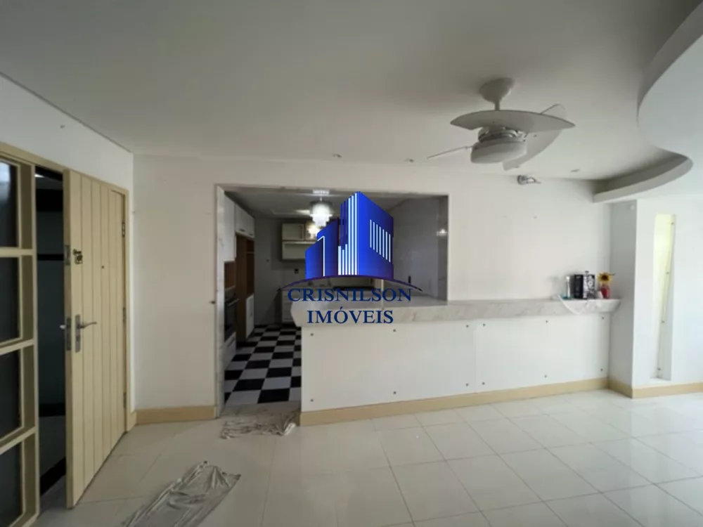 Cobertura à venda com 3 quartos, 220m² - Foto 11