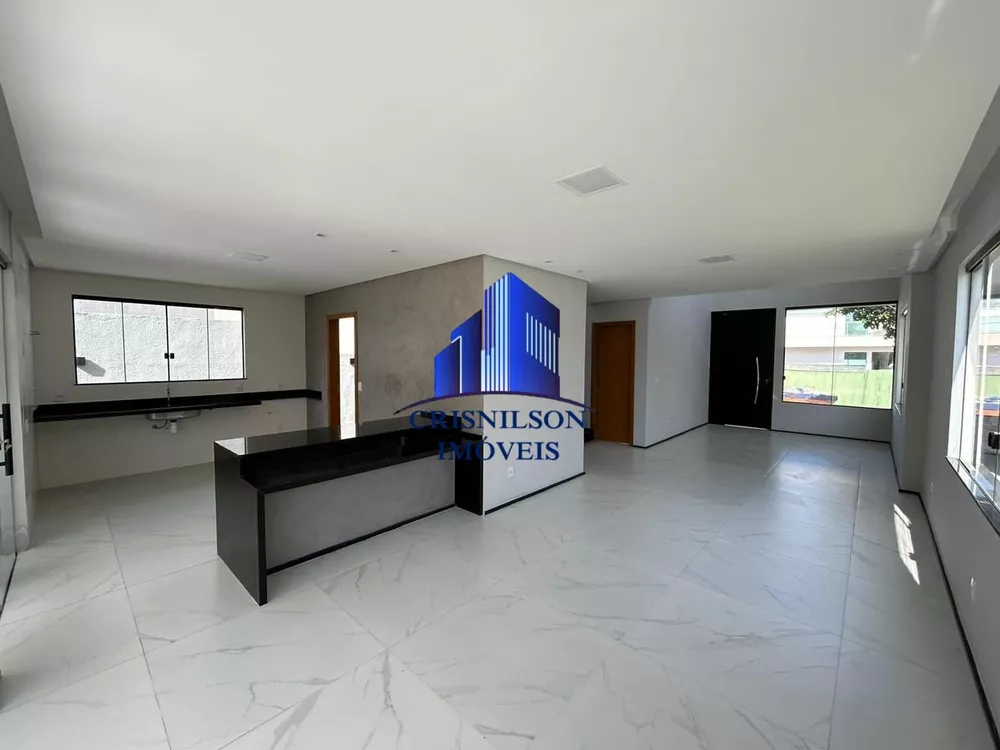 Casa de Condomínio à venda com 4 quartos, 280m² - Foto 3