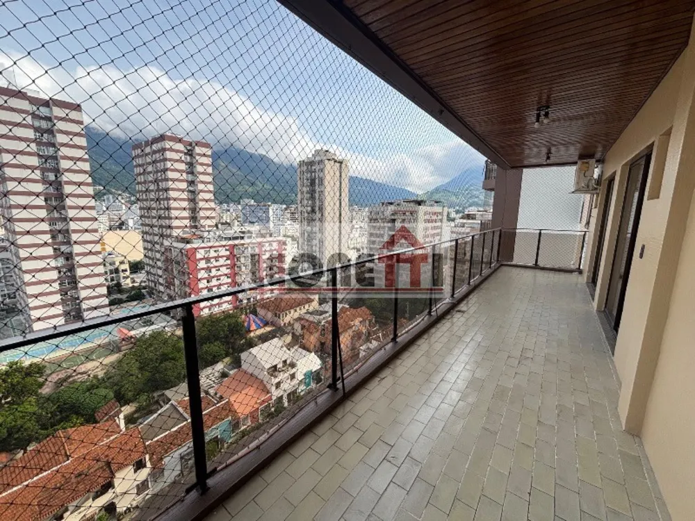 Apartamento, 3 quartos, 136 m² - Foto 2