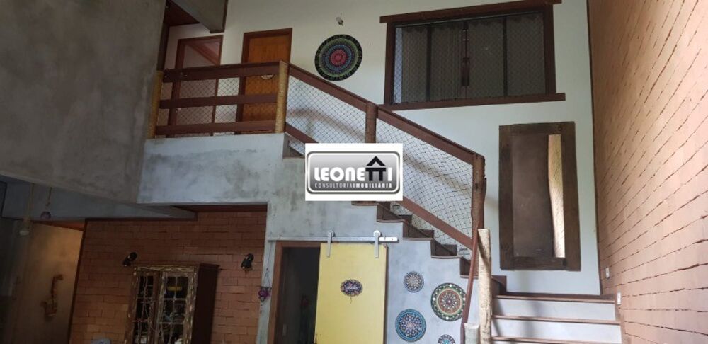 Casa, 3 quartos, 260 m² - Foto 2