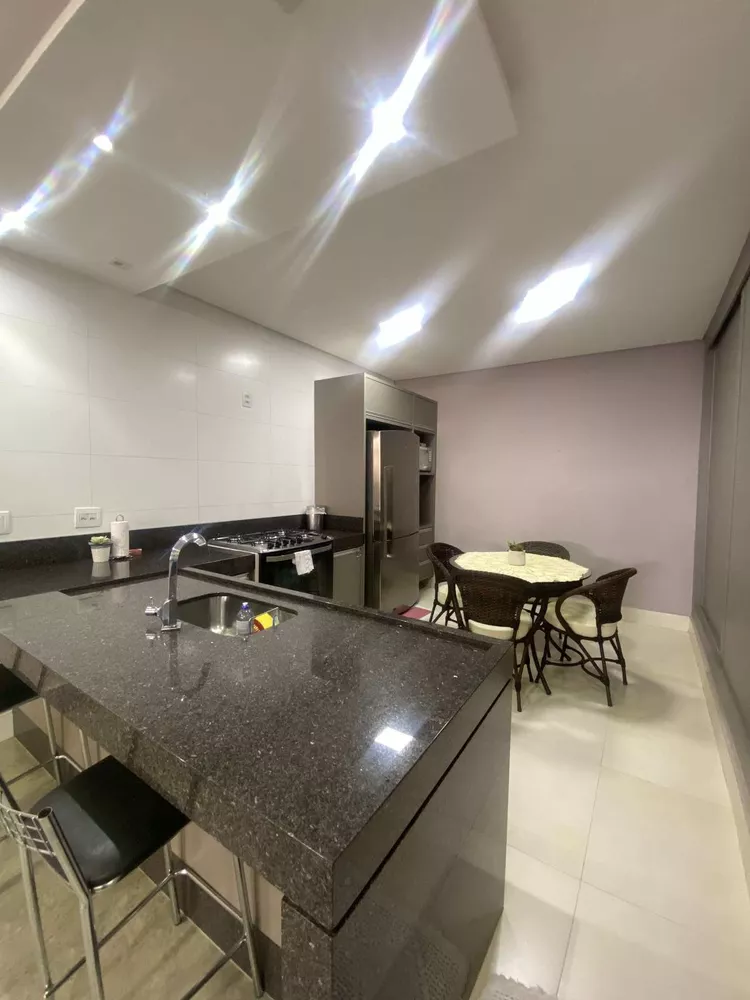Casa, 3 quartos, 140 m² - Foto 1