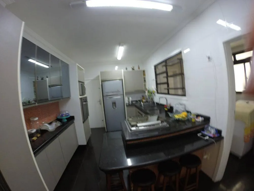 Apartamento, 4 quartos, 258 m² - Foto 1