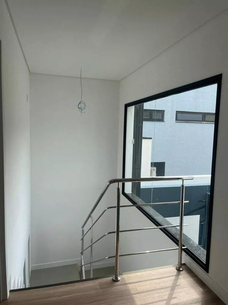 Casa à venda com 3 quartos, 157m² - Foto 6