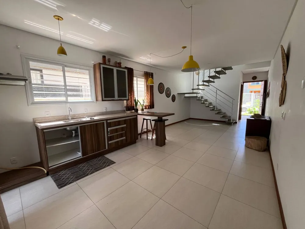 Casa, 3 quartos, 127 m² - Foto 1