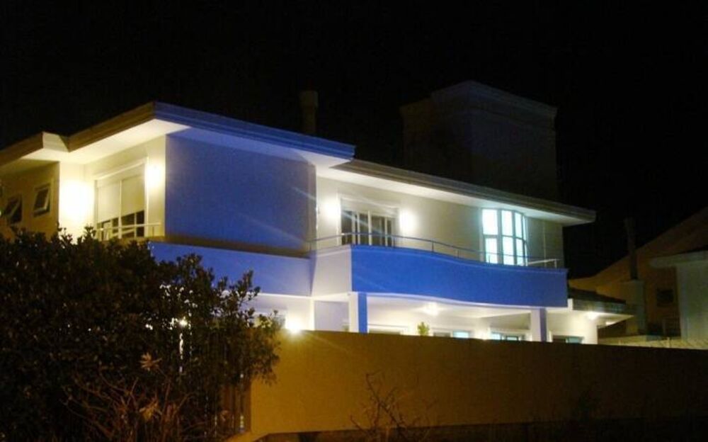 Casa à venda e aluguel com 4 quartos, 436m² - Foto 3