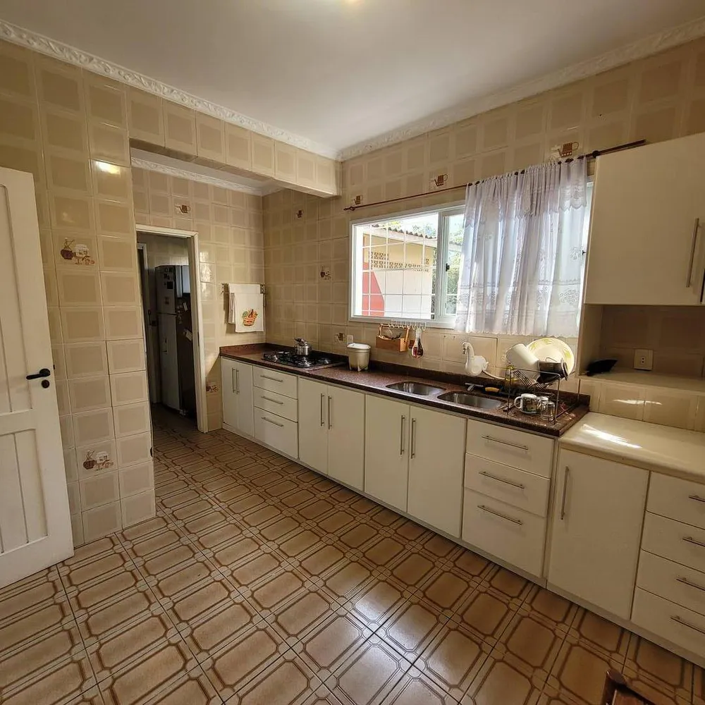 Casa, 5 quartos, 212 m² - Foto 9