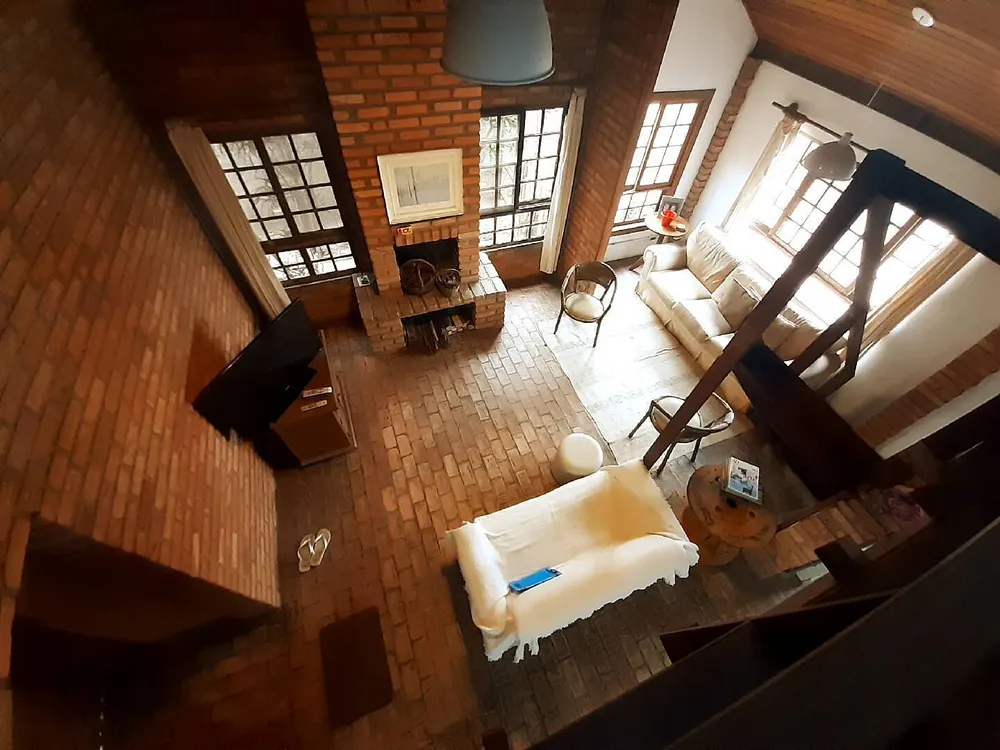 Casa, 4 quartos, 170 m² - Foto 1
