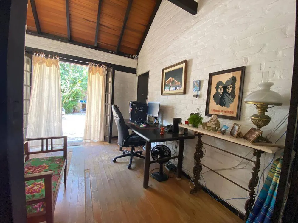Casa, 4 quartos, 235 m² - Foto 10