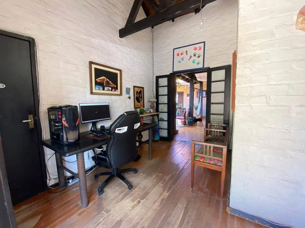 Casa, 4 quartos, 235 m² - Foto 8