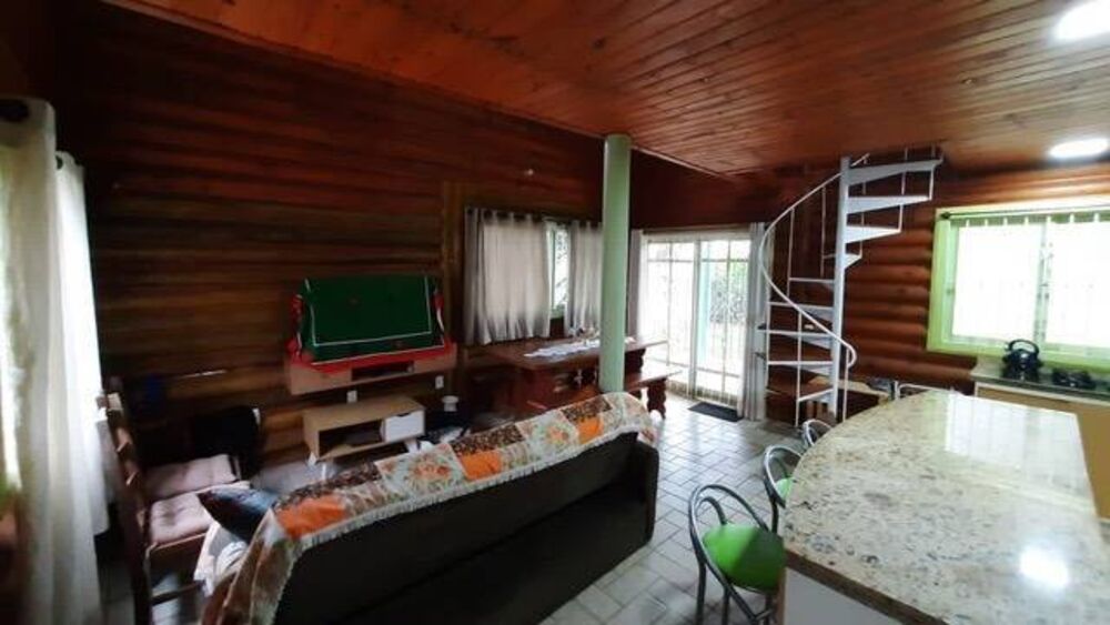 Casa à venda com 2 quartos, 100m² - Foto 4