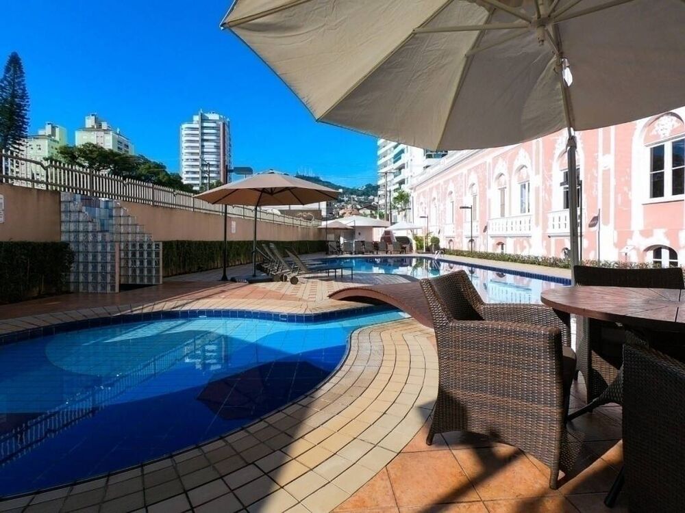 Apartamento, 4 quartos, 187 m² - Foto 2