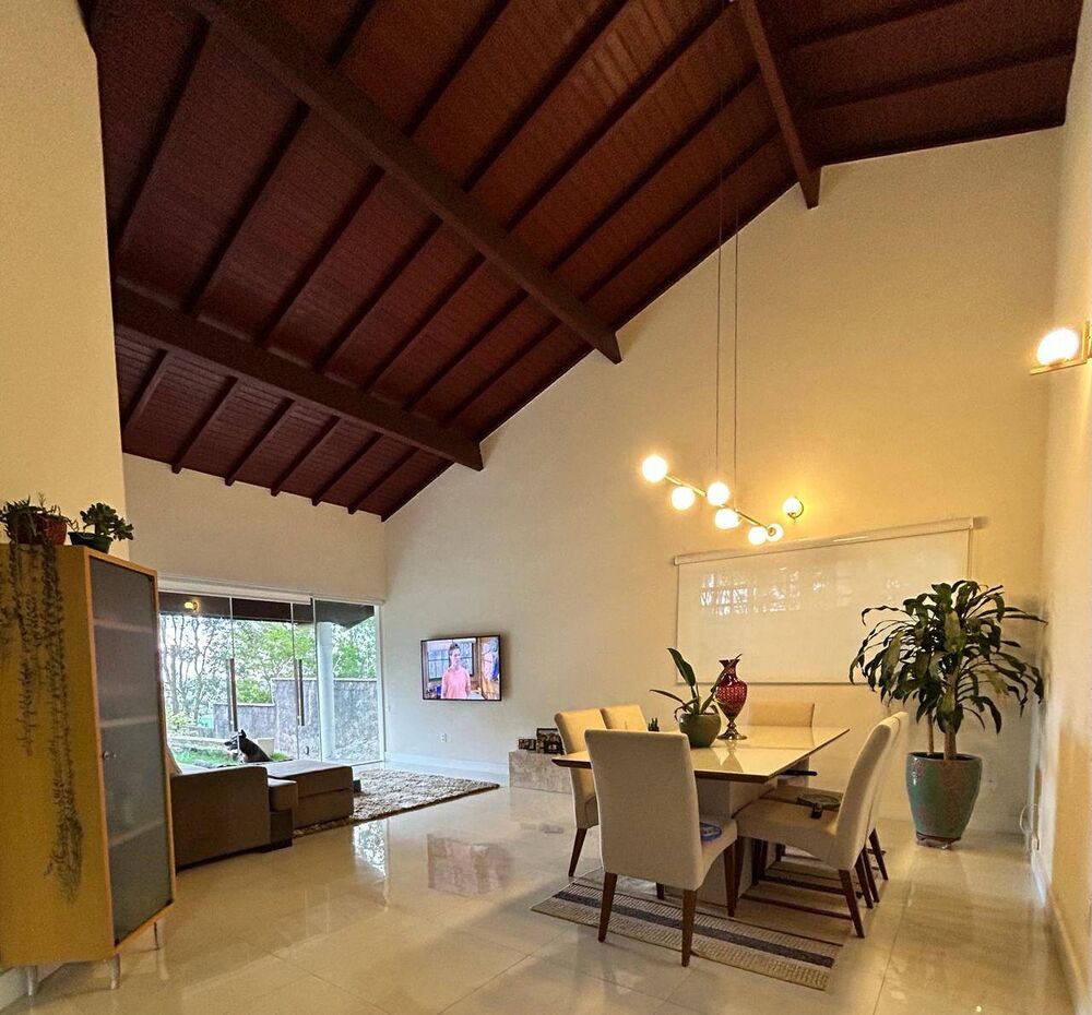 Casa, 4 quartos, 257 m² - Foto 3
