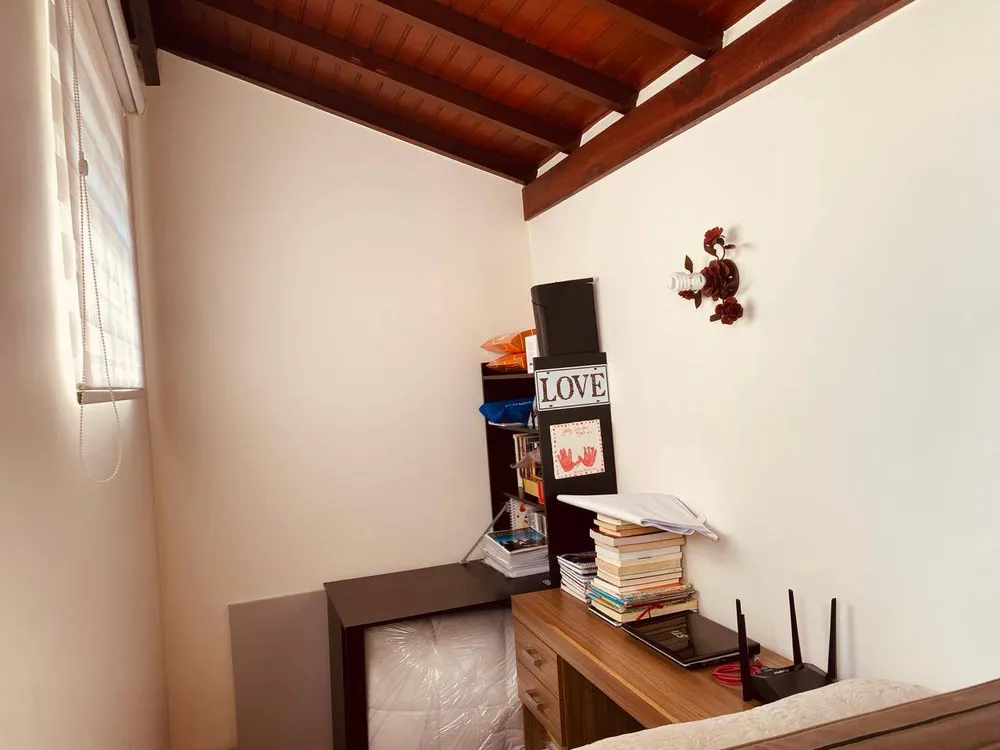 Casa, 4 quartos, 257 m² - Foto 9