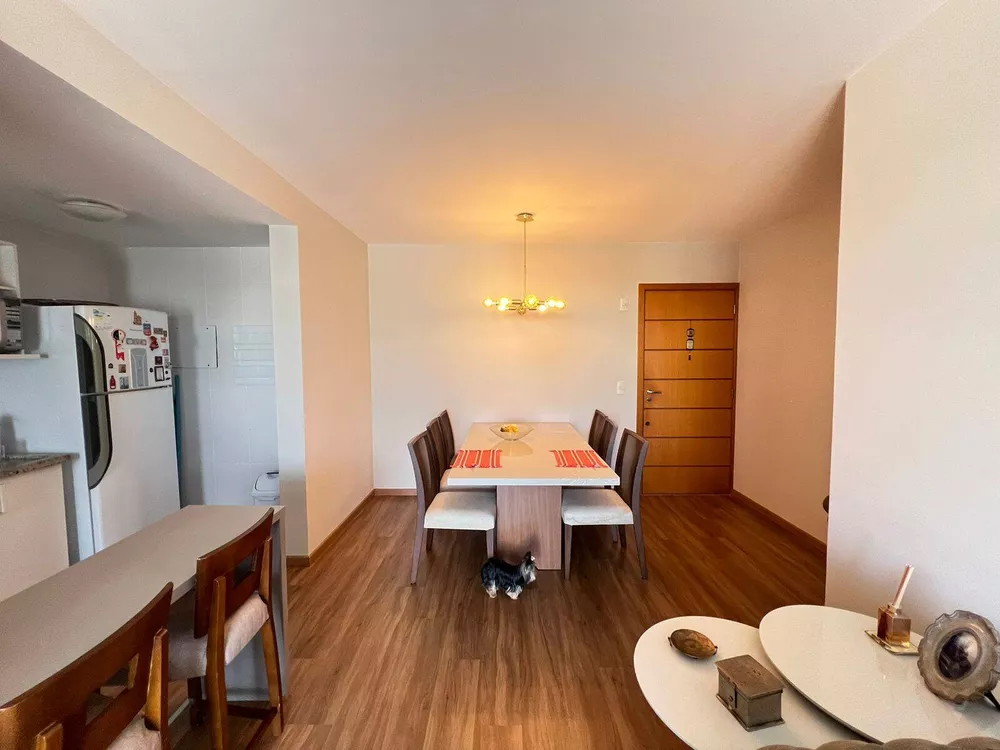 Apartamento à venda com 2 quartos, 84m² - Foto 3