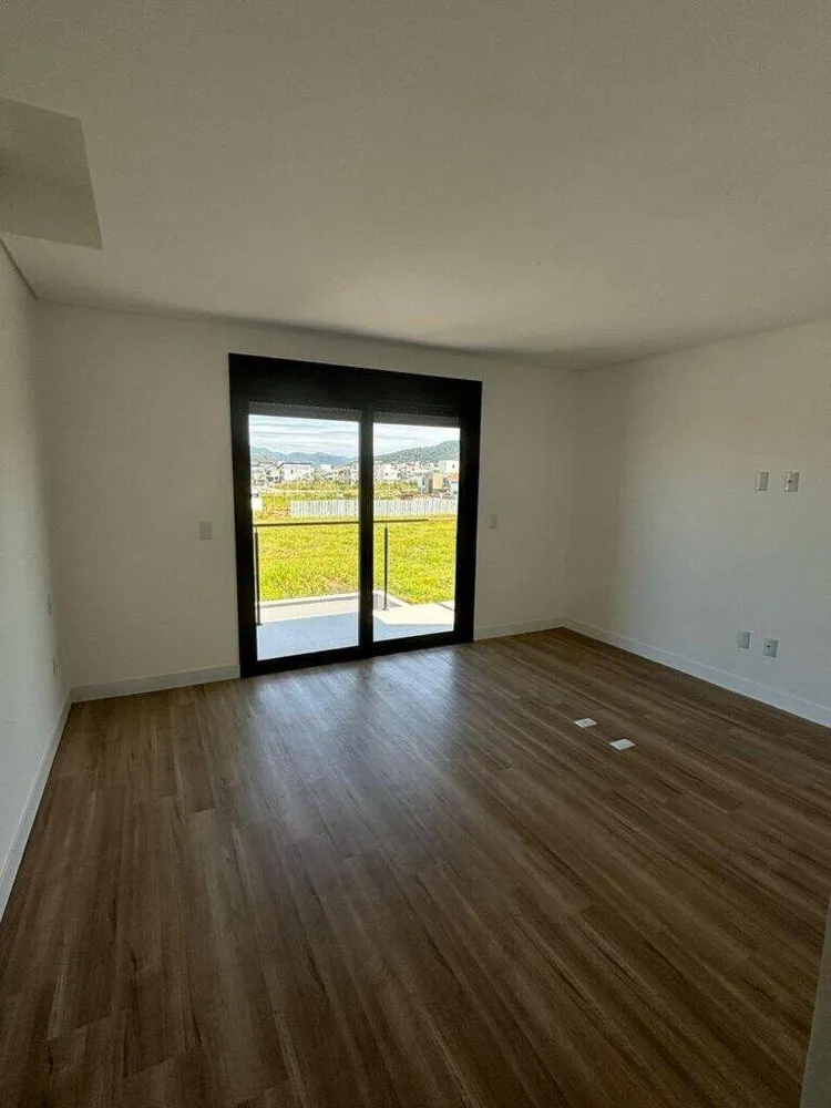 Casa, 3 quartos, 157 m² - Foto 9