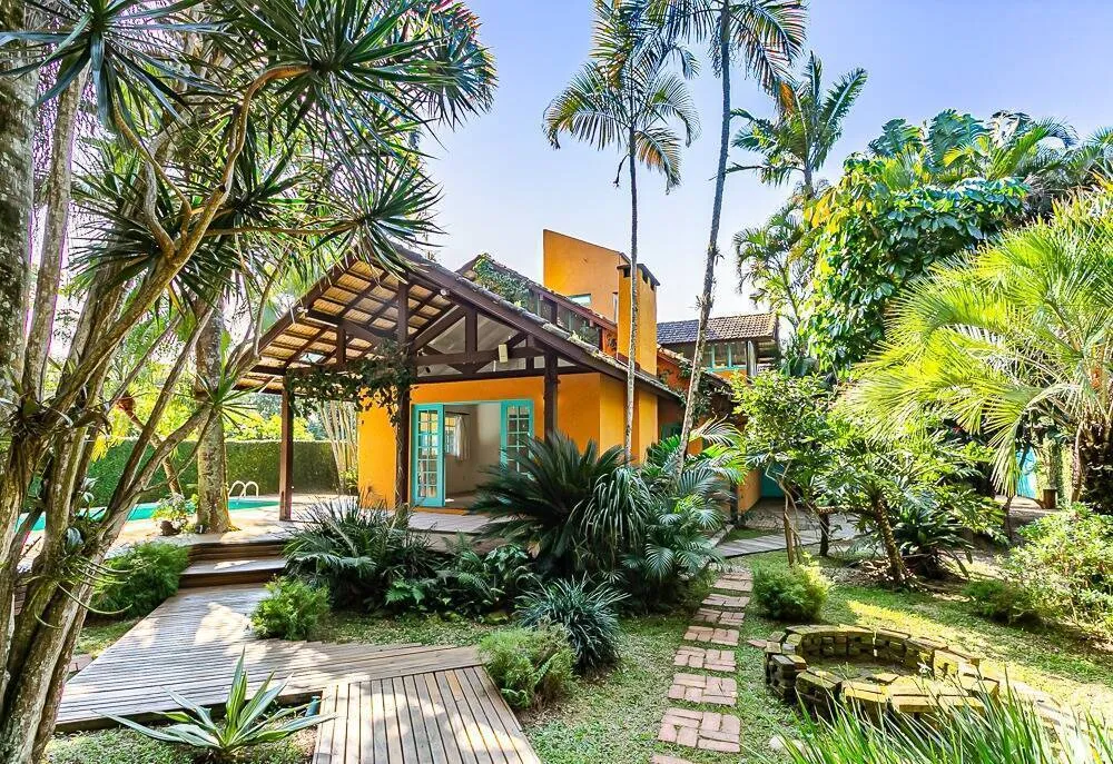 Casa, 6 quartos, 270 m² - Foto 2