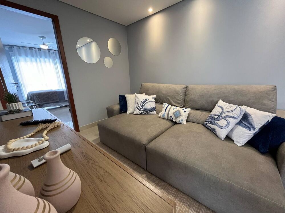 Apartamento à venda com 2 quartos, 75m² - Foto 1