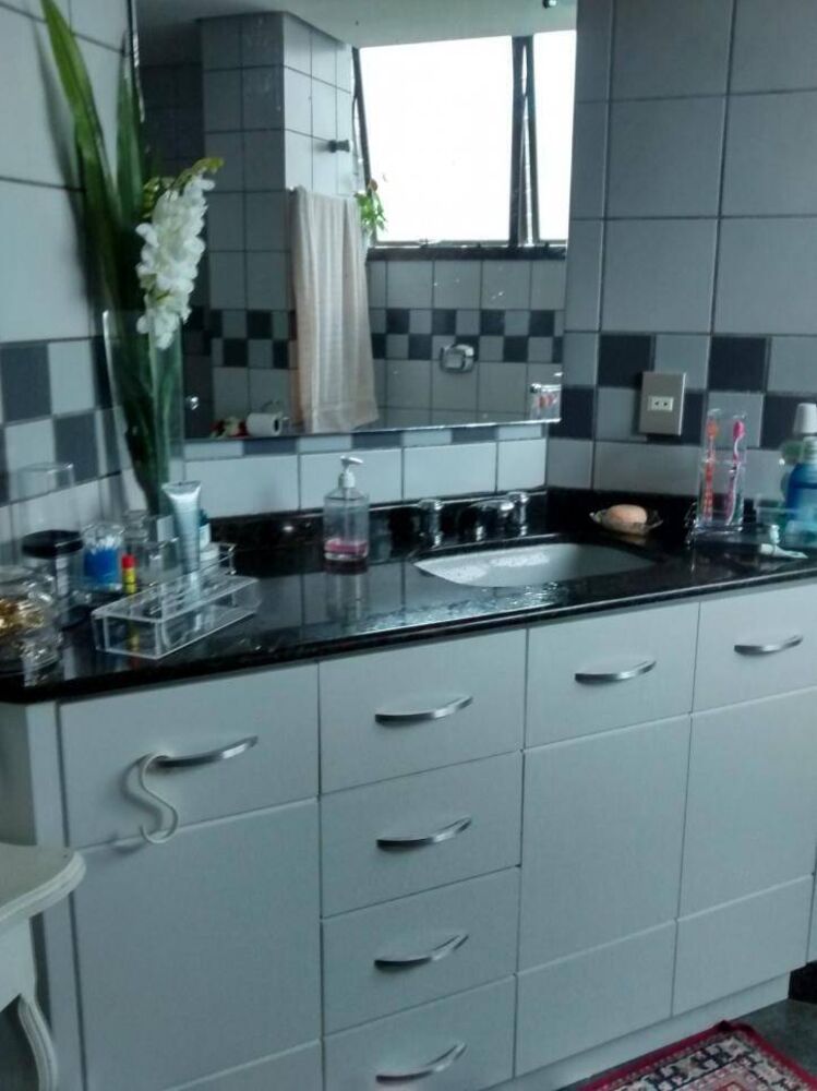 Apartamento à venda com 3 quartos, 157m² - Foto 8
