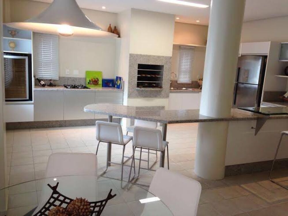 Casa à venda com 5 quartos, 484m² - Foto 4