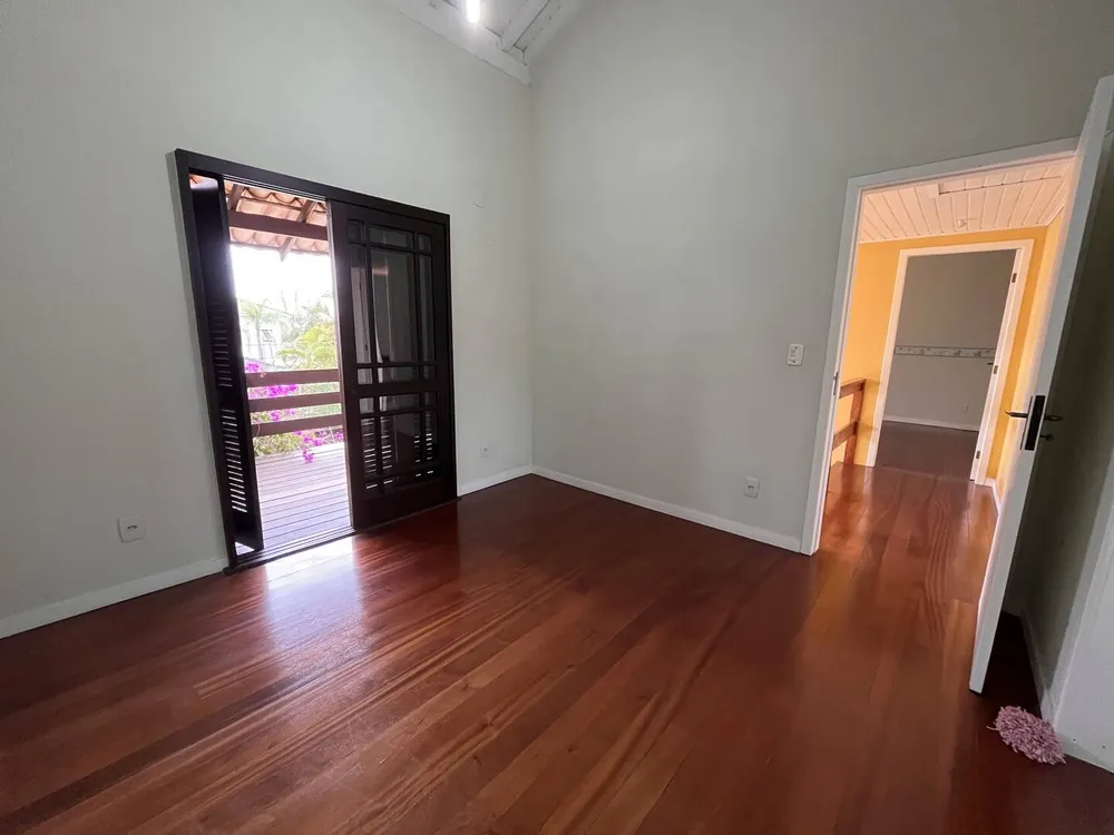 Casa, 4 quartos, 230 m² - Foto 11