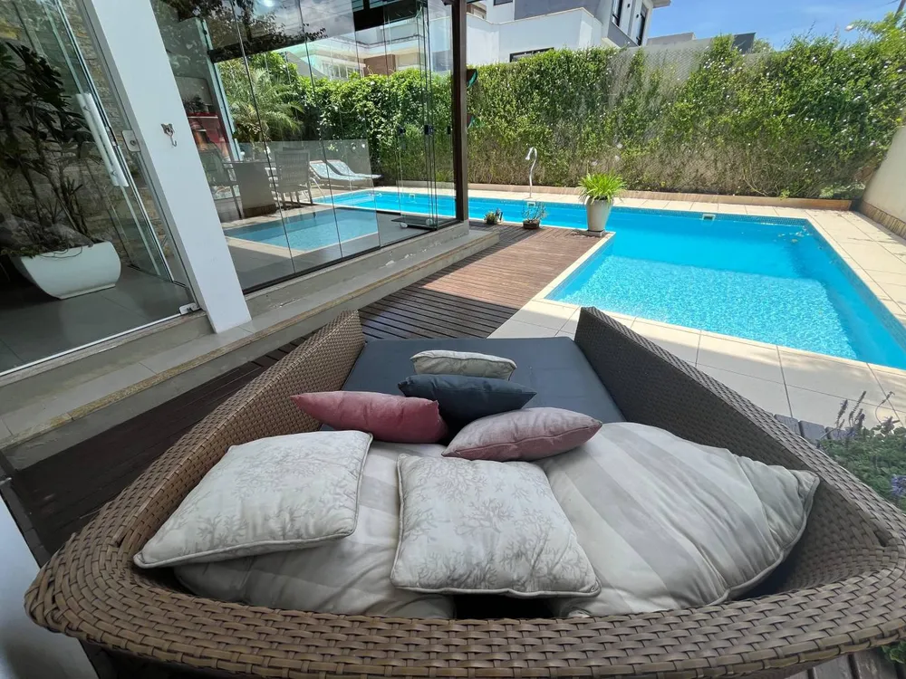 Casa, 5 quartos, 312 m² - Foto 3