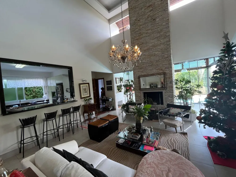 Casa, 5 quartos, 312 m² - Foto 1