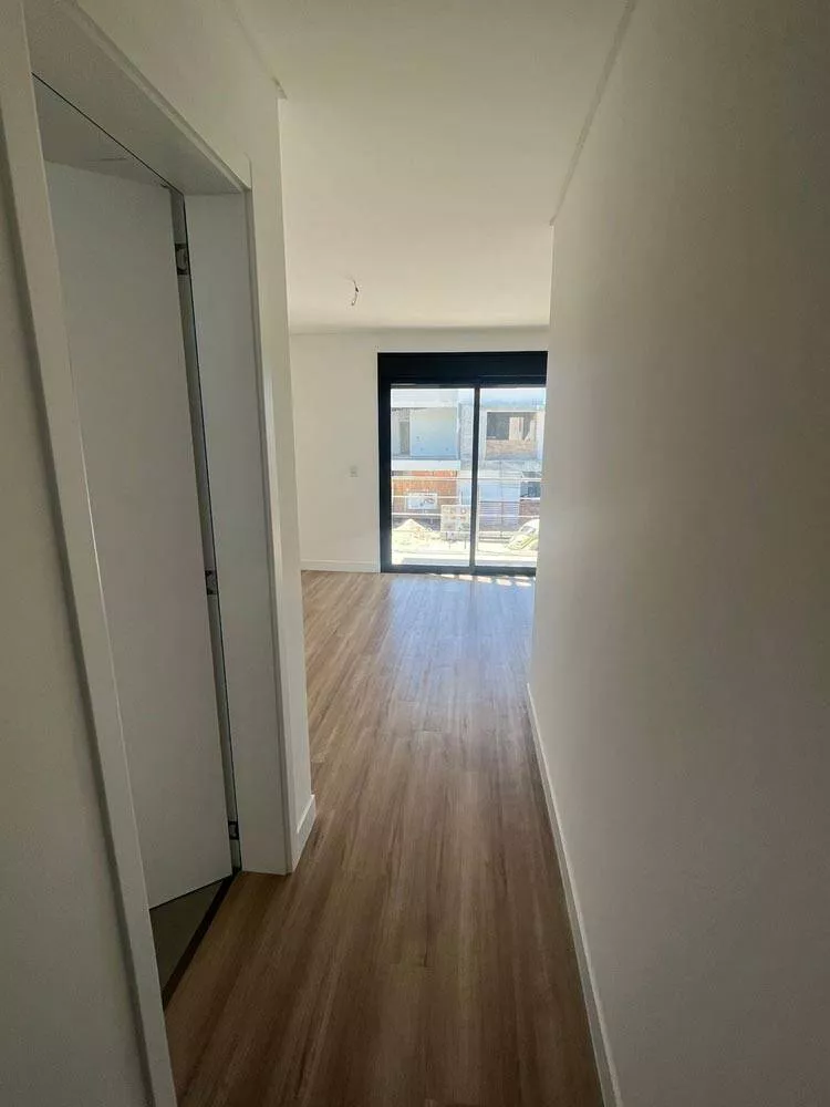 Casa à venda com 3 quartos, 157m² - Foto 8