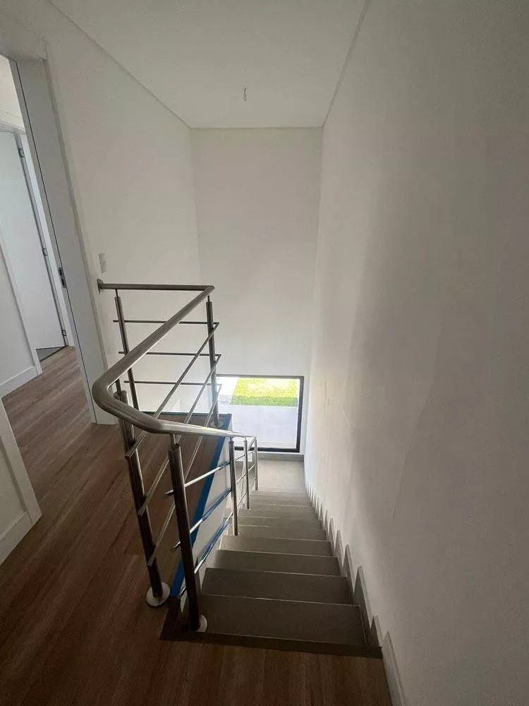 Casa à venda com 3 quartos, 157m² - Foto 7