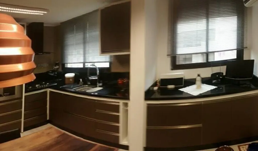 Apartamento, 3 quartos, 140 m² - Foto 1